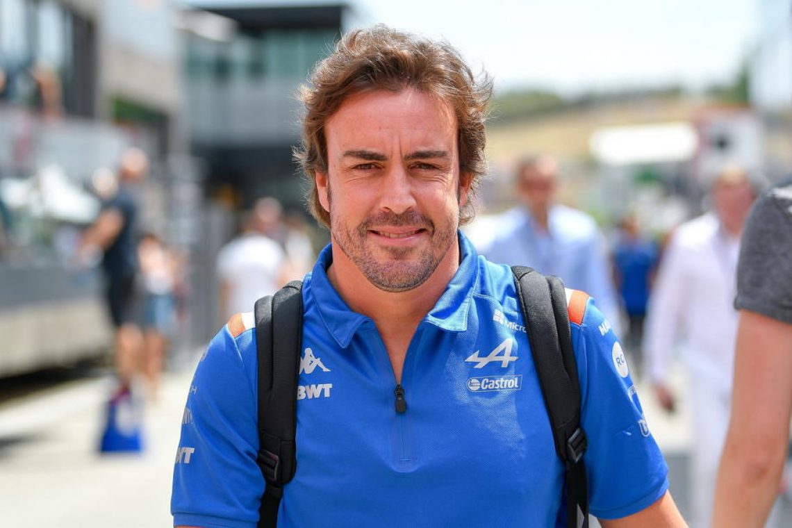 Fernando Alonso leta 2023 v Aston Martin