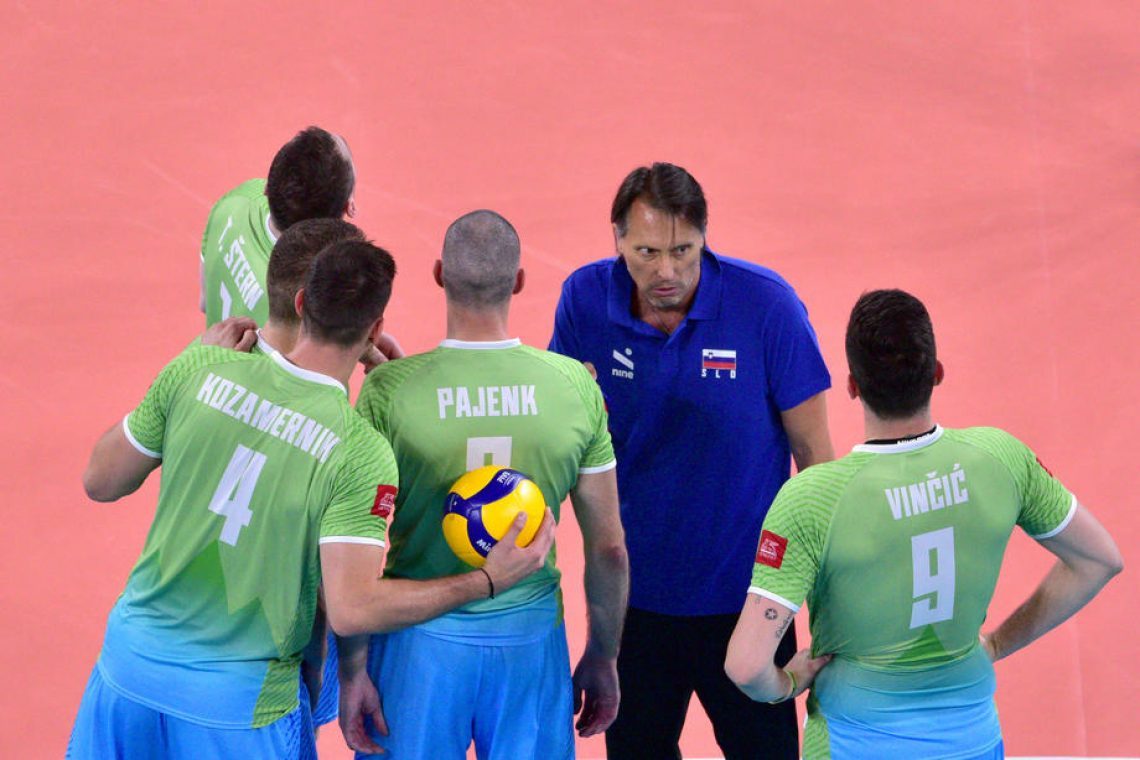 Slovenski odbojkarji proti Ukrajini samozavestni, a previdni
