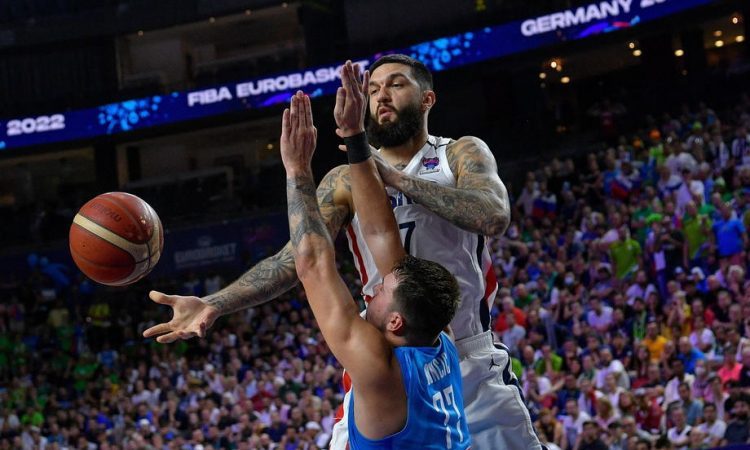 Slovenci v osmini finala košarkarskega EP z Belgijo