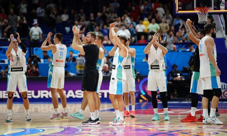 Slovenija po zmagi nad Belgijo v četrtfinalu EP