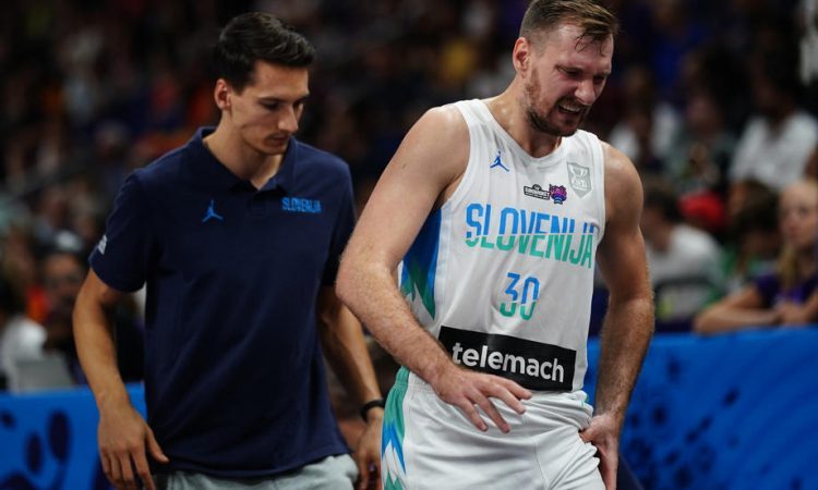 Zoran Dragić zaradi poškodbe že končal eurobasket