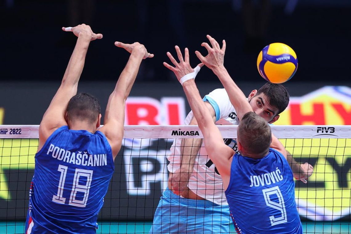 Srbija brani naslov, Italijanke želijo po poti moških