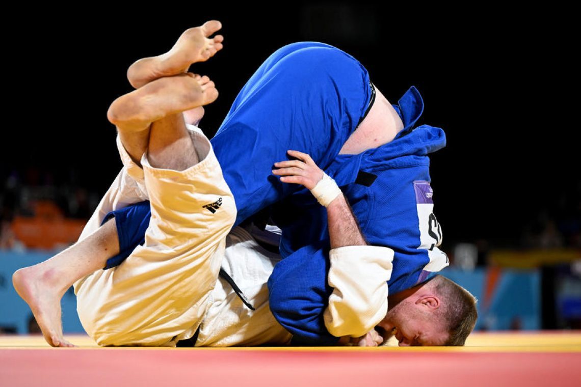 IJF potrdila suspenz ruskih in beloruskih judoistov do konca leta