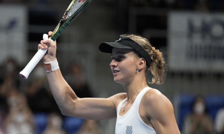 Samsonova in Zheng v finalu Tokia