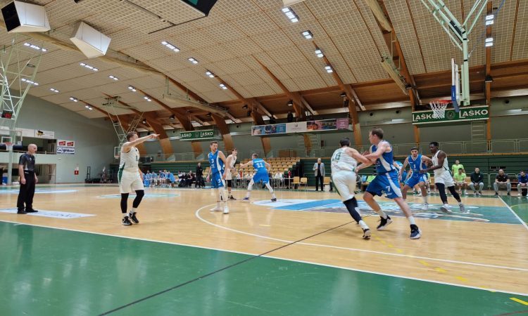 Zlatorog Laško - Terme Olimia Podčetrtek 88:74 (27:21, 44:30, 65:59)