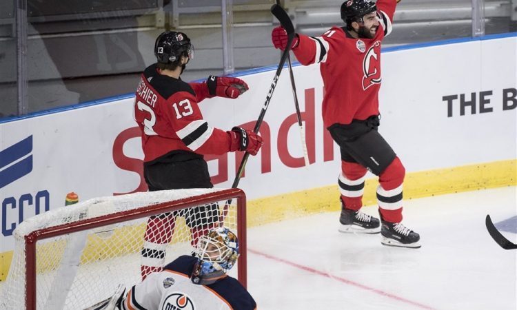 New Jersey Devils do 13. zaporedne zmage
