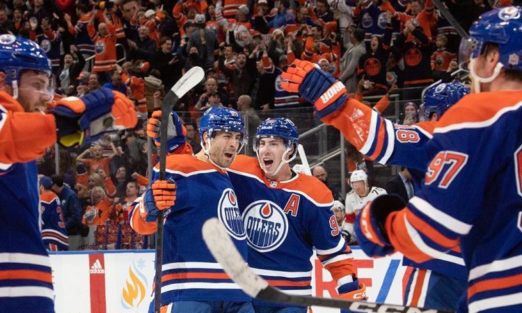 Connor McDavid prvi v tej sezoni pri več kot 50 točkah