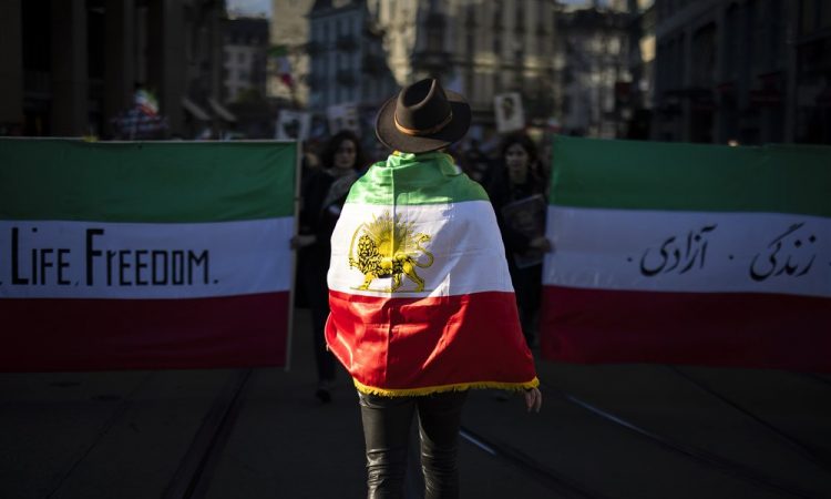 Iranski nogometaš v domovini obsojen na 26 let zapora