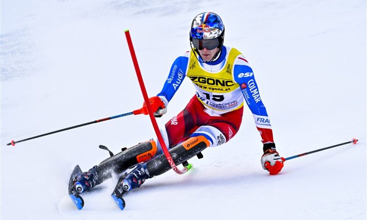 Noel vodi po prvi vožnji, Kranjec brez uvrstitve
