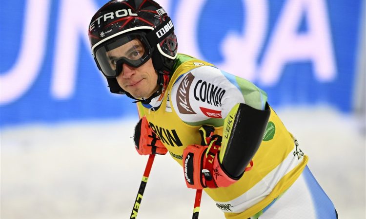 Kranjec s številko sedem na start zadnjega veleslaloma