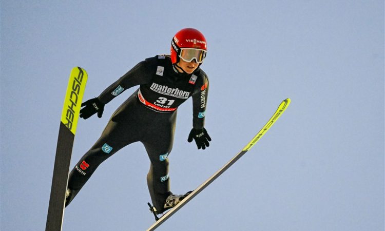Althaus na vrhu po prvi seriji Lahtija, Klinec četrta