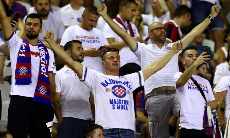 V Splitu ob tekmi z Walesom pridržali 40 navijačev 