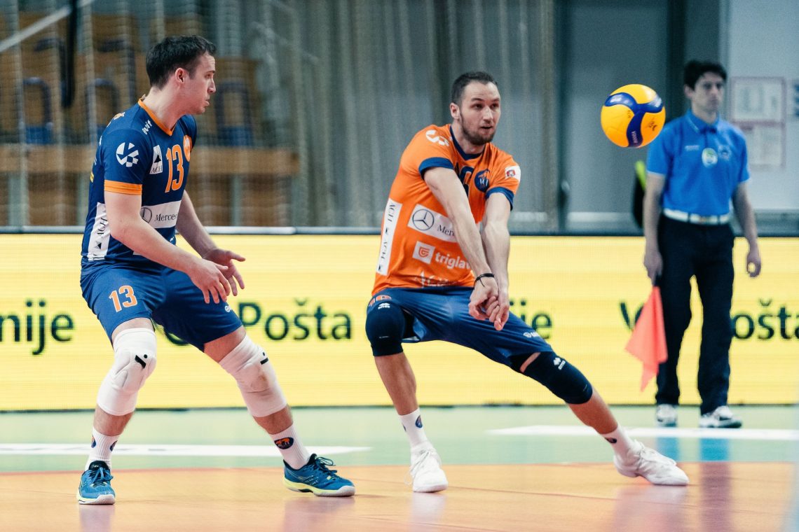 Pokeršnik nazaj v ACH Volley 