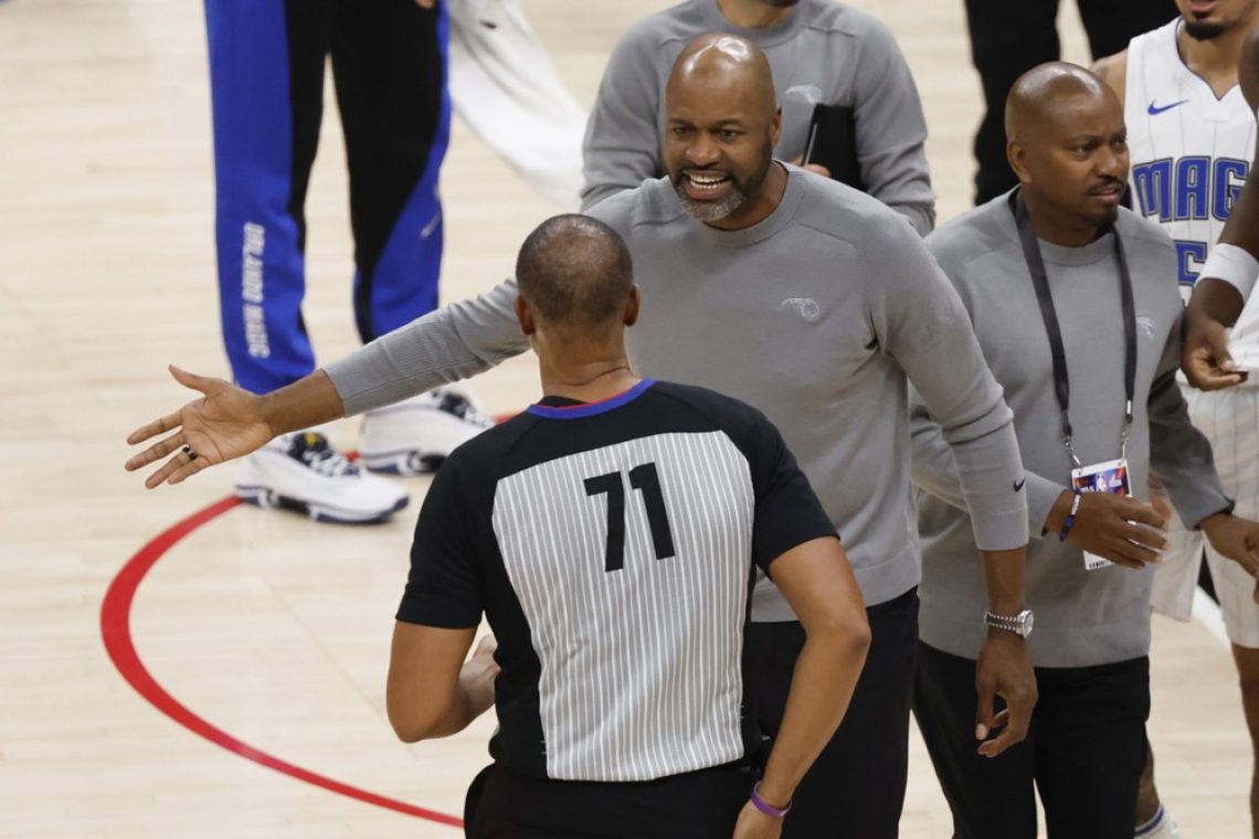 Boston ostaja v vodstvu NBA, prvaki izločeni iz medsezonskega turnirja