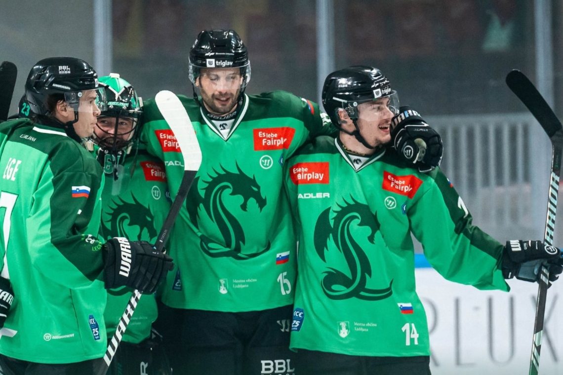 Hokejisti Olimpije uspešni tudi v Celovcu