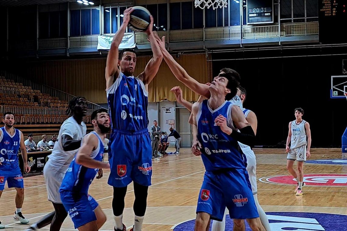 Košarkarji Ilirije so premagali Šentjur z 92:70 