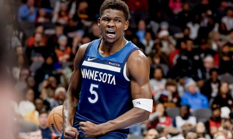 Edwards po novi kazni z 41 točkami za zmago Minnesote