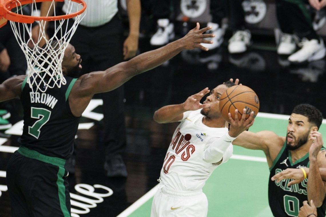 Cleveland in Oklahoma do zanesljivih zmag v NBA