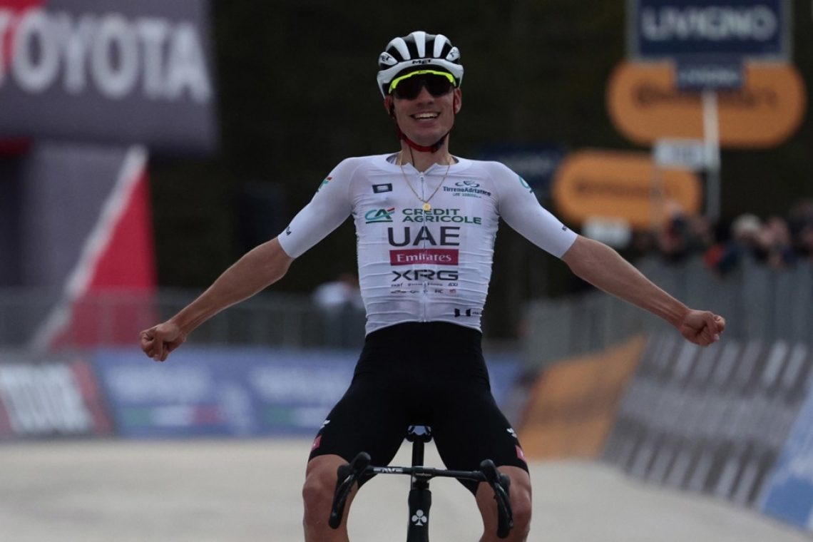 Ayuso pred končno zmago na dirki Tirreno-Adriatico