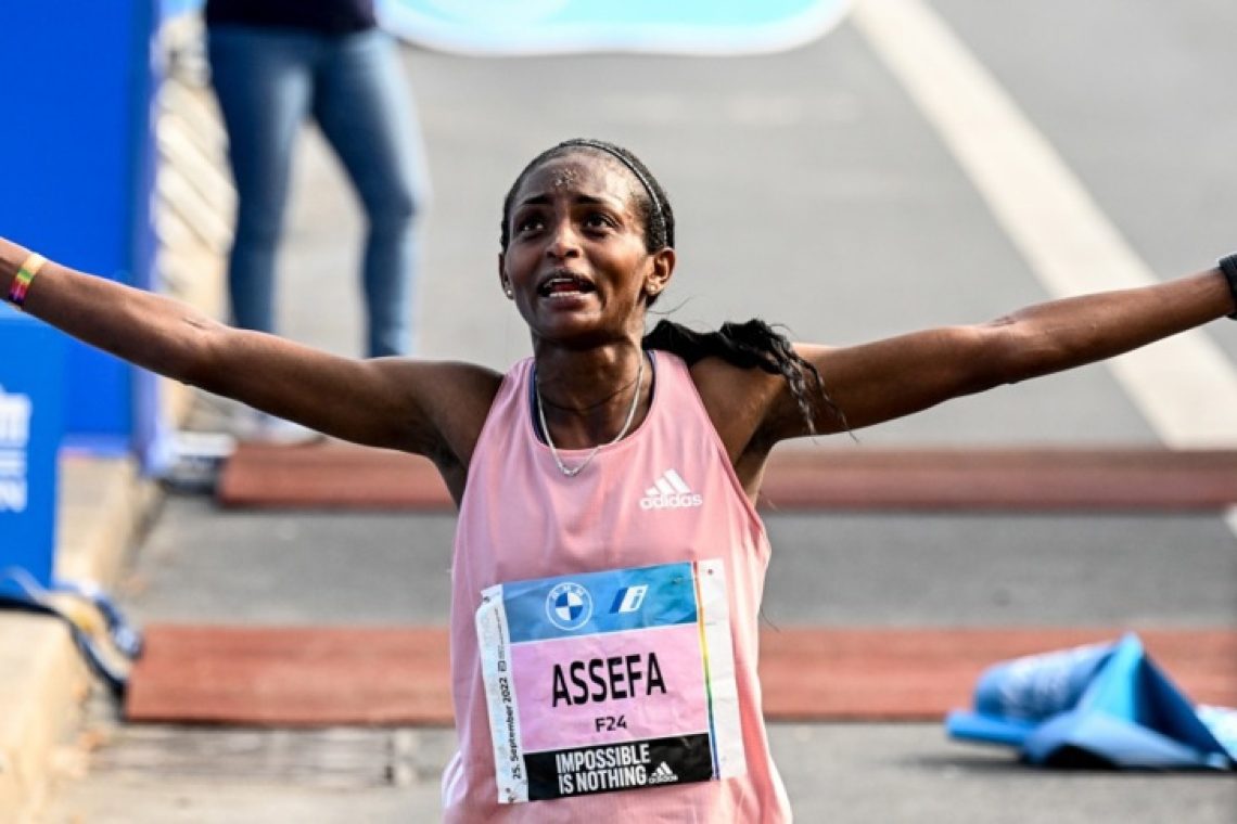 Etiopijka Assefa na maratonu v Londonu postavila svetovni rekord 