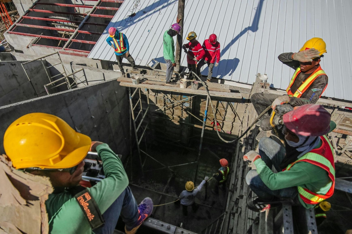 Na gradbišču v Medvodah odkrili neprijavljene tuje delavce