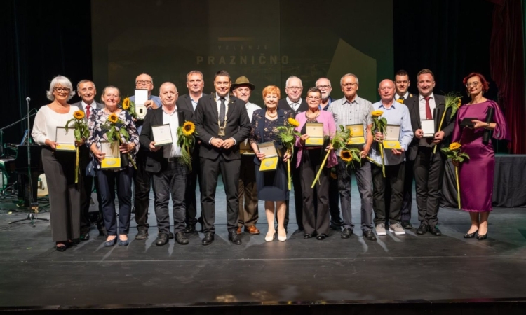 V Velenju podelili priznanja 16 izjemnim posameznikom in organizacijam