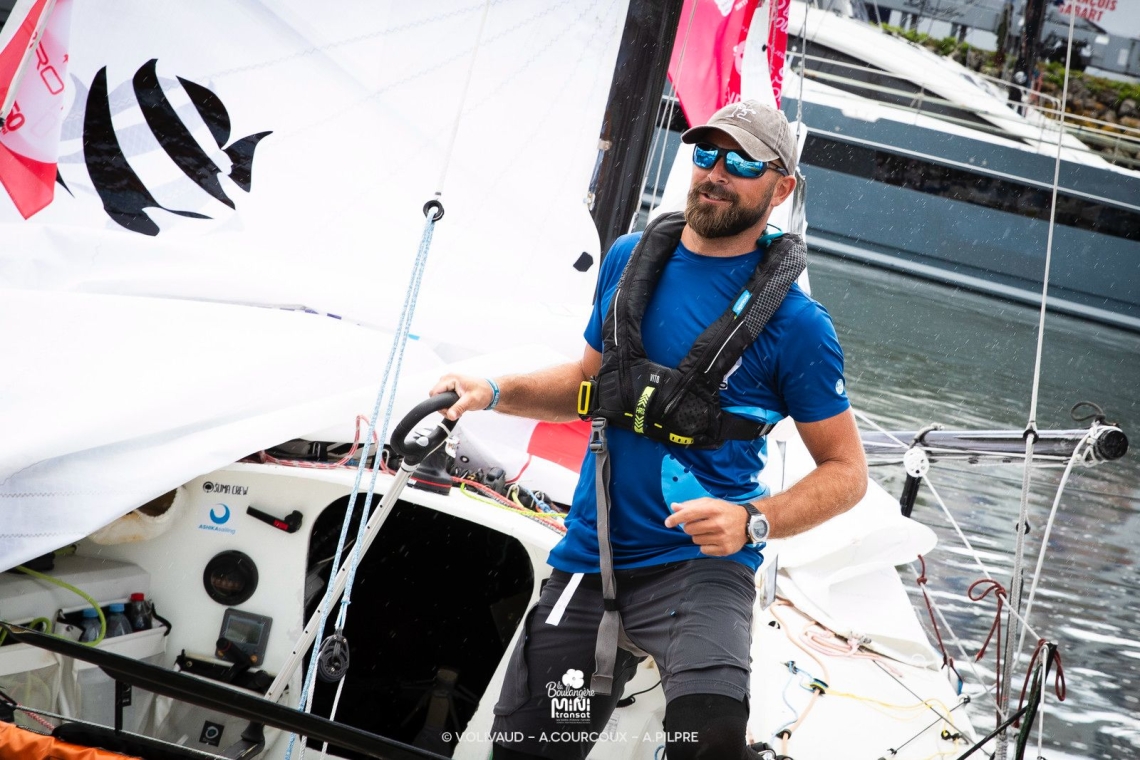 Slovenski jadralec Uroš Kraševac znova na Mini Transat – tokrat z mislijo na bolnike s pljučno hipertenzijo