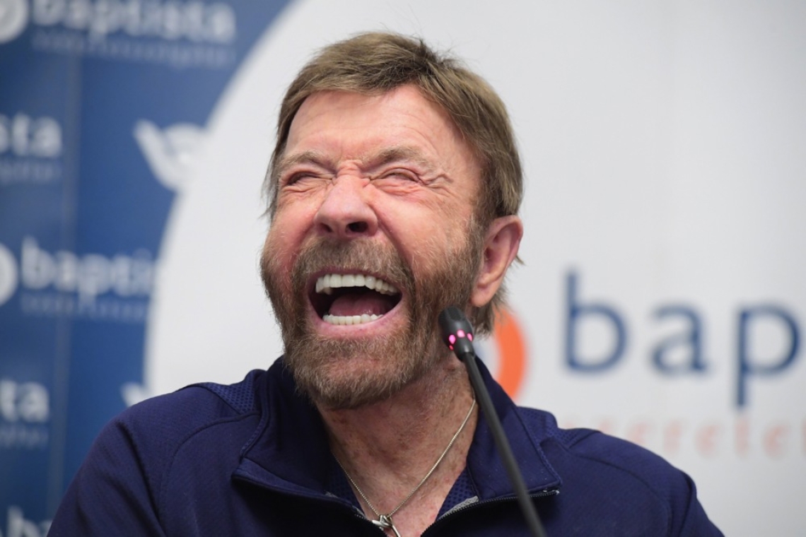 Chuck Norris ostaja neustavljiv tudi pri 85 letih