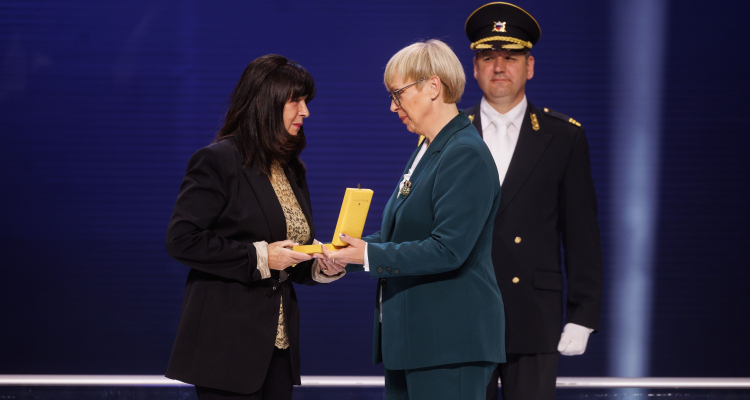 Predsednica republike z Zlati red za zasluge počastila stoletnico Inštituta za narodnostna vprašanja