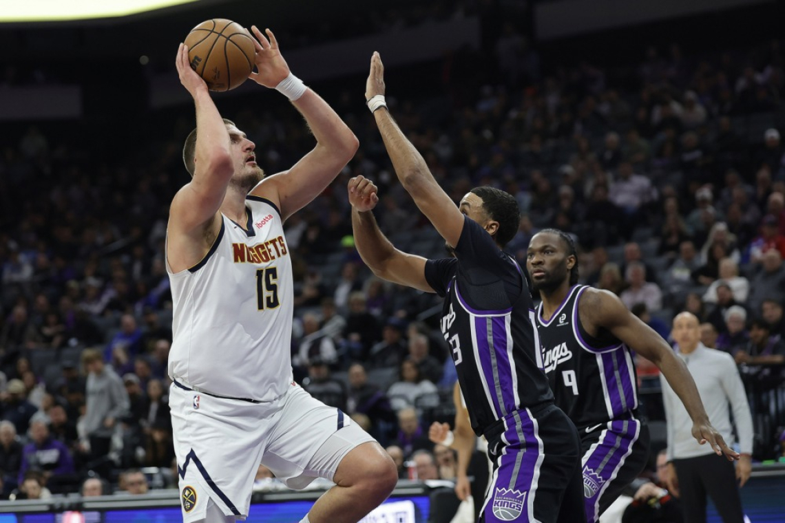 Jokić zrušil rekord Curryja