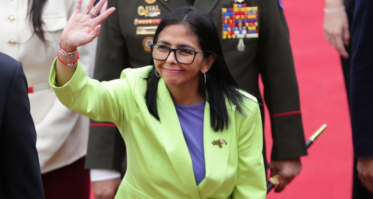 Vojska in policija prisegli zvestobo začasni predsednici Venezuele