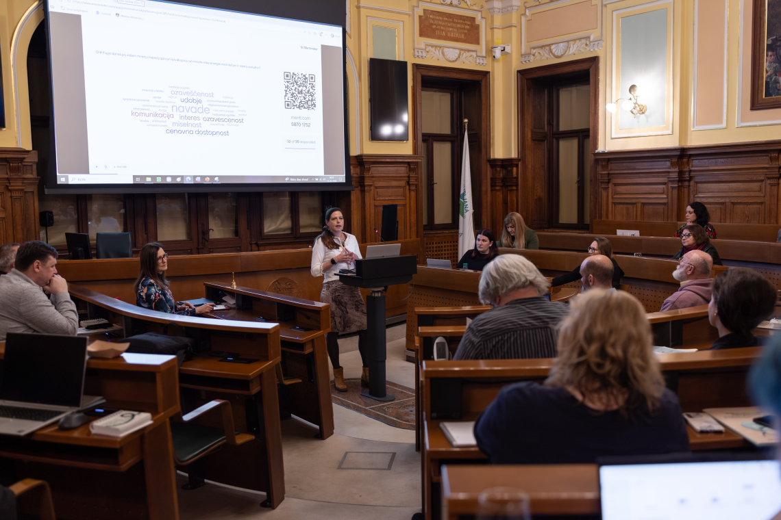 Konferenca v Ljubljani o majhnih spremembah za nižje račune za energijo