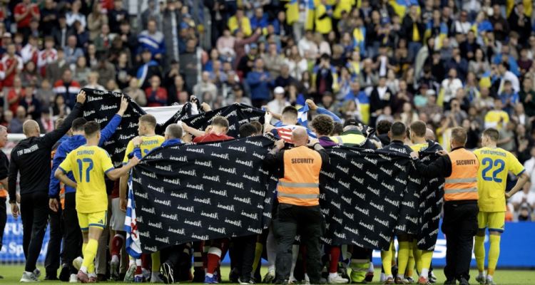 Eriksen se je znova zgrudil med reprezentančno tekmo