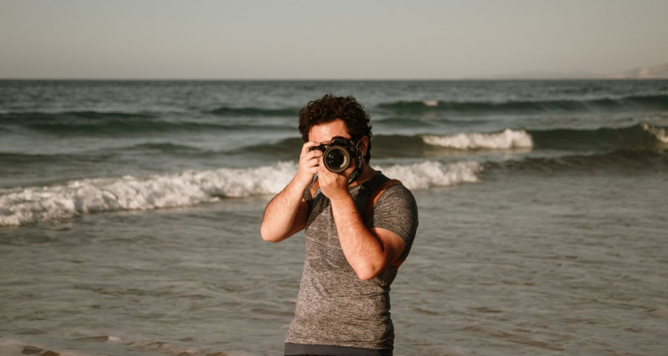 Police warn of risks of photographing children on beaches